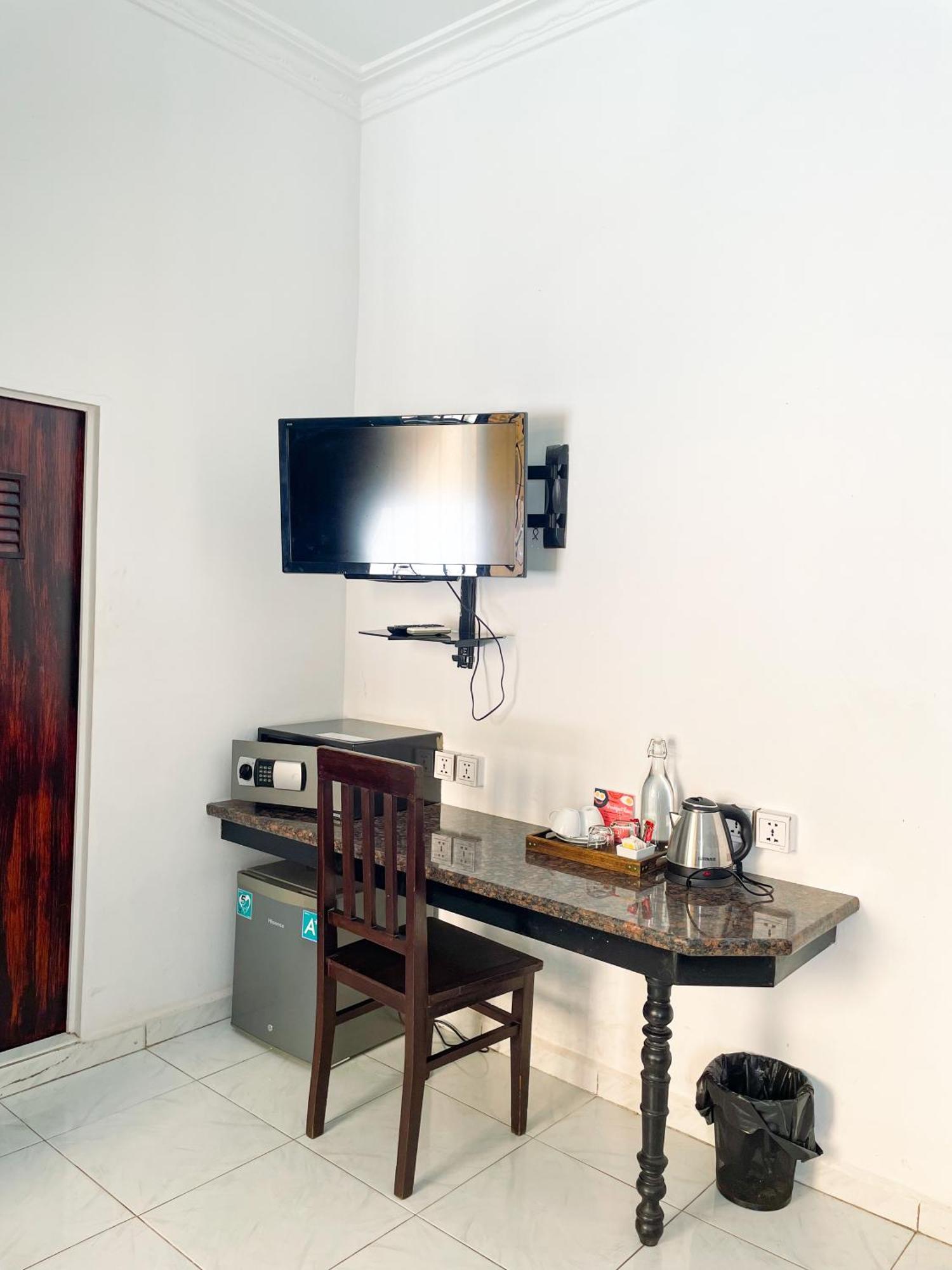 Birdcage Boutique Hotel Phnom Penh Luaran gambar